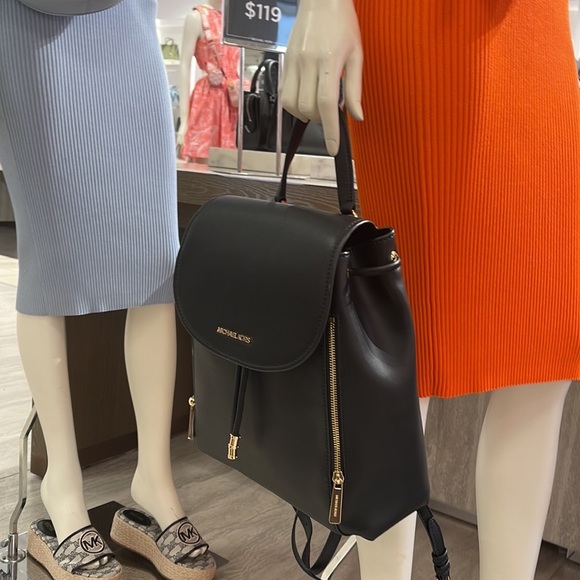 Michael Kors Backpack Bag Phoebe Medium Flap Drawstring Backpack Black 

NWT - Picture 8 of 16